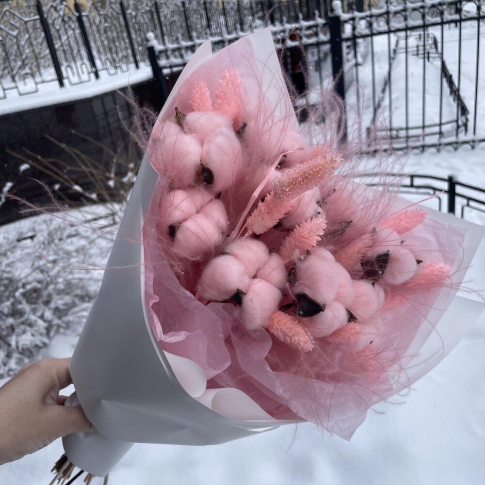 Нежный букет из хлопка
